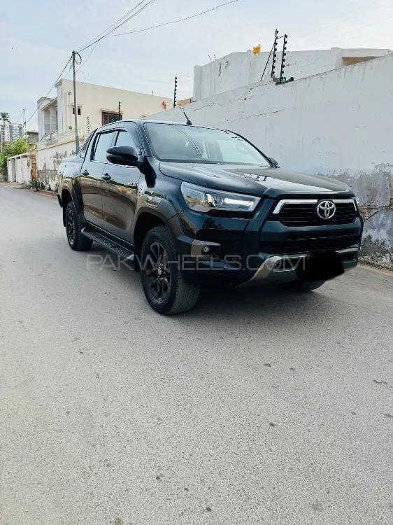 Toyota Hilux 2023 for Sale in Karachi Image-1