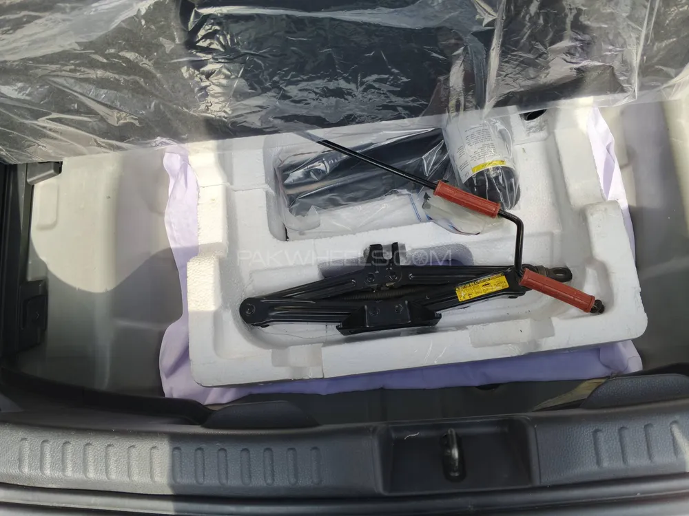 Toyota Yaris Hatchback 2023 for Sale in Attock Toyota Yaris Hatchback 2023 for Sale in Attock Image-14
