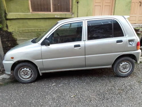 Daihatsu Cuore 2002