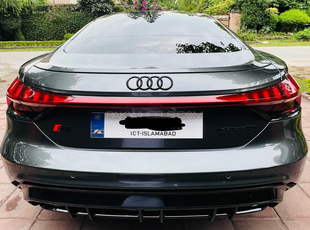 Audi e-tron GT 2022 for Sale in Islamabad Audi e-tron GT 2022 for Sale in Islamabad Image-4