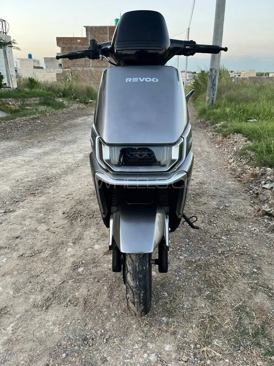 REVOO A12 2025 for Sale REVOO A12 2025 for Sale Image-1