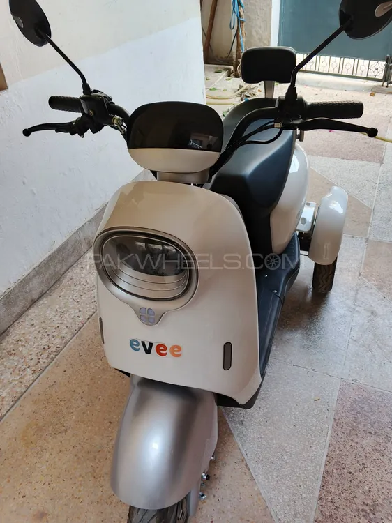Evee Nisa 3W 2025 for Sale Image-1