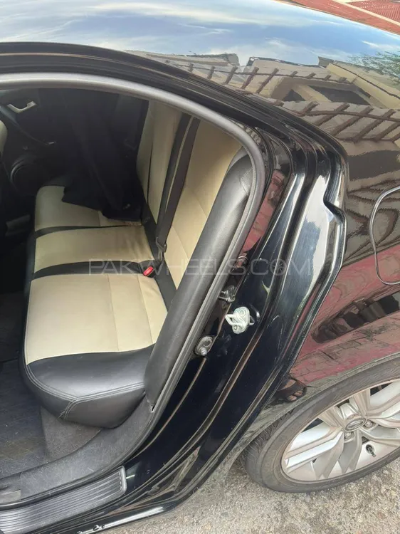 ہونڈا اکارڈ 2012 for Sale in راولپنڈی ہونڈا اکارڈ 2012 for Sale in راولپنڈی Image-10