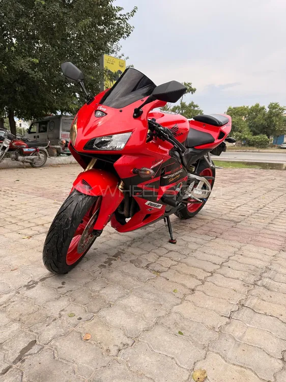 Honda CBR 600RR 2005 for Sale Image-1