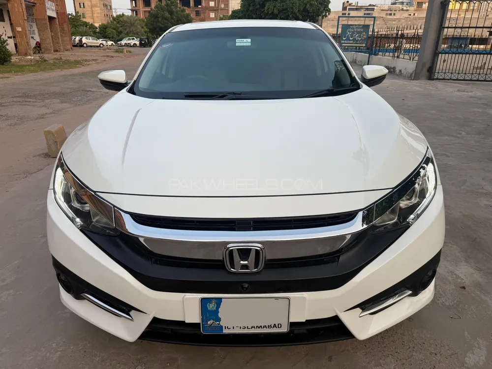 Honda Civic 2017 for Sale in Faisalabad Image-1
