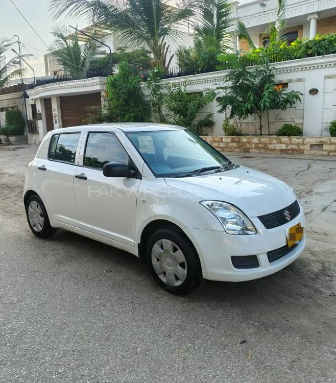 سوزوکی سوئفٹ 2015 for Sale in کراچی سوزوکی سوئفٹ 2015 for Sale in کراچی Image-2