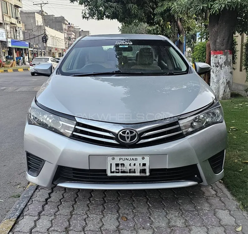 Toyota Corolla 2015 for Sale in Gujranwala Image-1