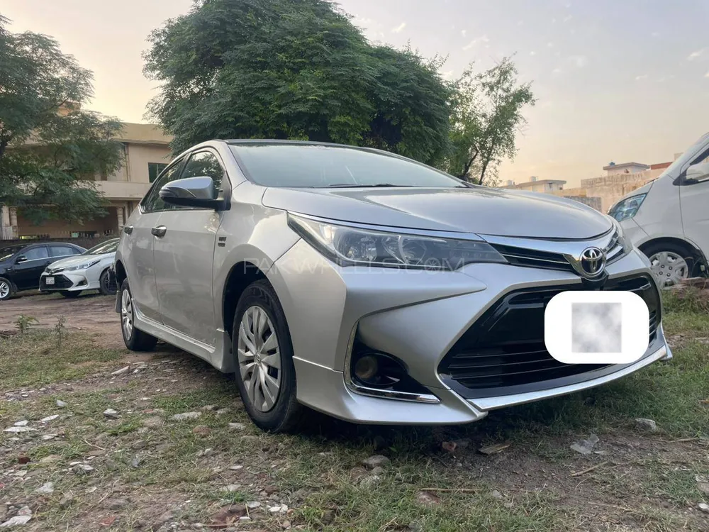 Toyota Corolla 2016 for Sale in Phalia Image-1