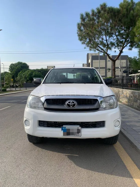 ٹویوٹا ہائیلکس 2009 for Sale in اسلام آباد Image-1
