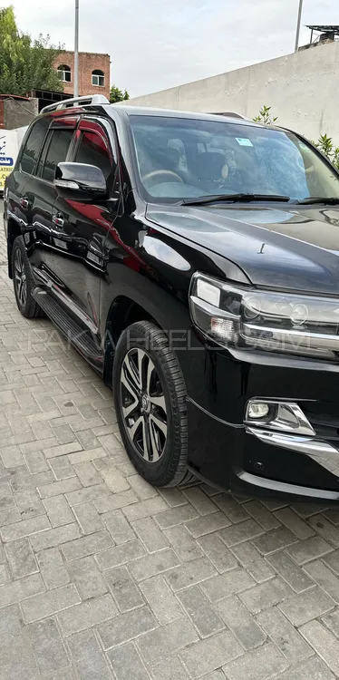 Toyota Land Cruiser 2012 for Sale in Lahore Toyota Land Cruiser 2012 for Sale in Lahore Image-2