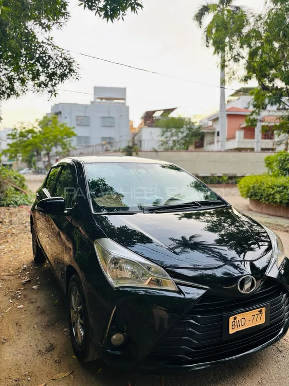 Toyota Vitz 2017 for Sale in Karachi Image-1