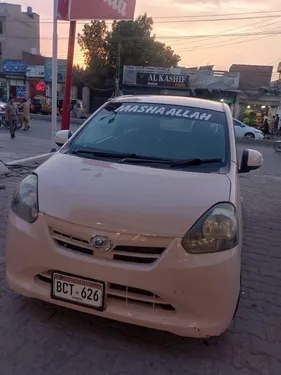 Daihatsu Mira X 2012