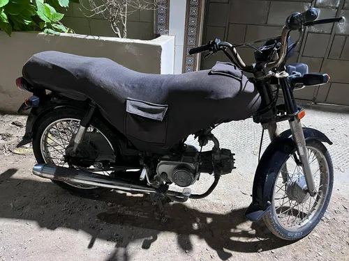 DYL Dhoom YD-70 2018