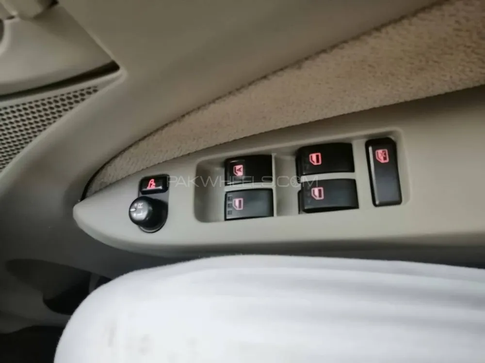 Daihatsu Move 2013 for Sale in Faisalabad Daihatsu Move 2013 for Sale in Faisalabad Image-8