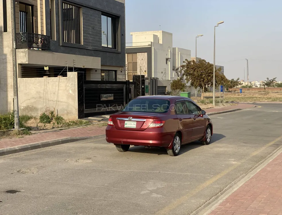 Honda City 2004 for Sale in Lahore Image-1