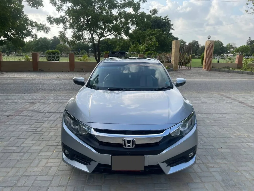 Honda Civic 2017 for Sale in Karachi Image-1