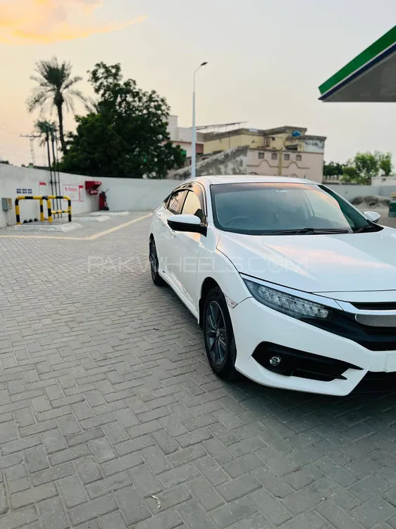 Honda Civic 2021 for Sale in Multan Honda Civic 2021 for Sale in Multan Image-7