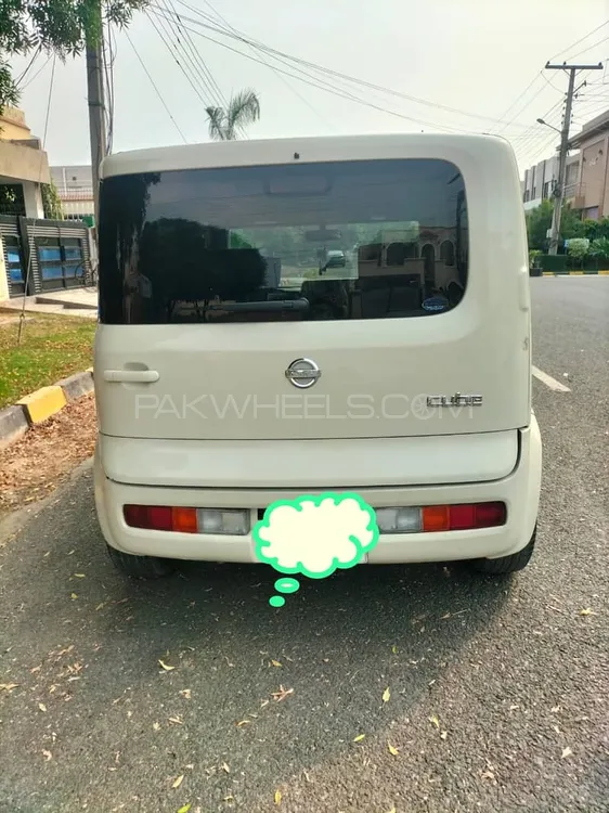 Nissan Cube 2004 for Sale in Lahore Image-1