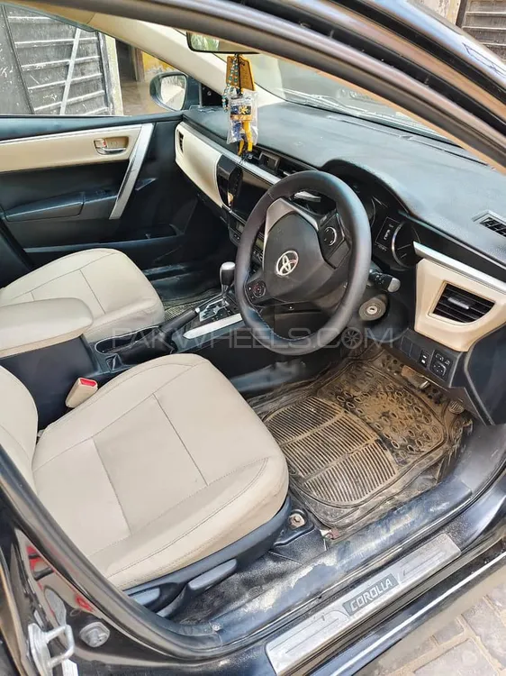 Toyota Corolla 2016 for Sale in Sahiwal Image-1
