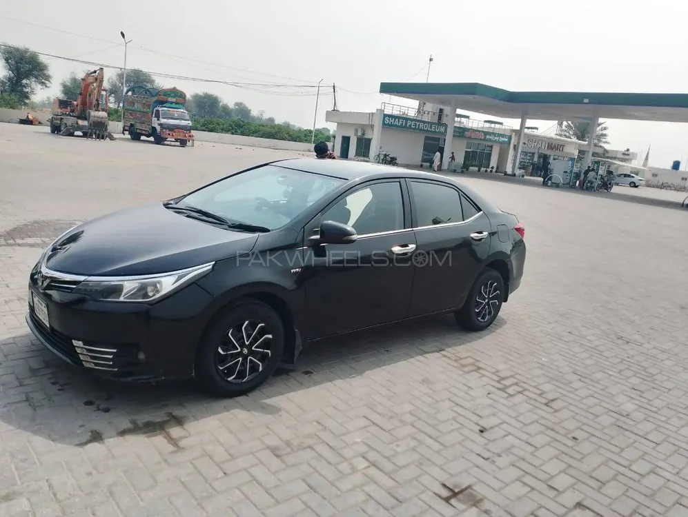 Toyota Corolla 2016 for Sale in Pir mahal Image-1