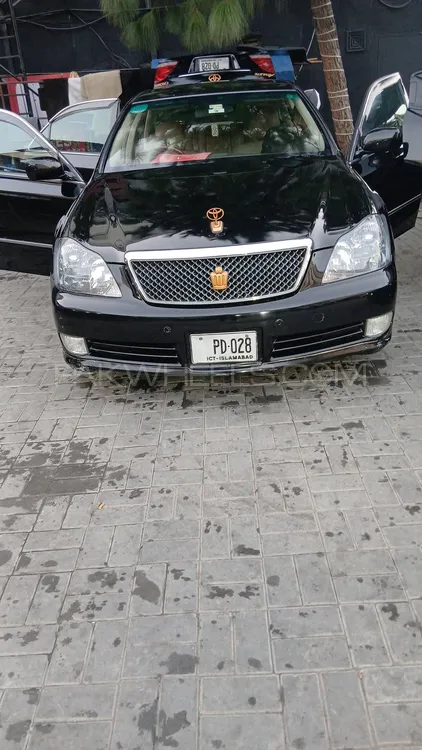 ٹویوٹا کراؤن 2006 for Sale in سیالکوٹ Image-1