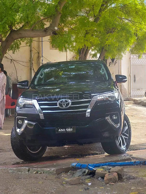 Toyota Fortuner 2020 for Sale in Islamabad Image-1
