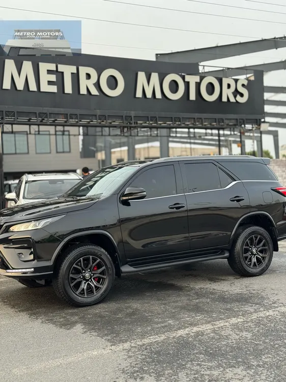 Toyota Fortuner 2025 for Sale in Lahore Toyota Fortuner 2025 for Sale in Lahore Image-3