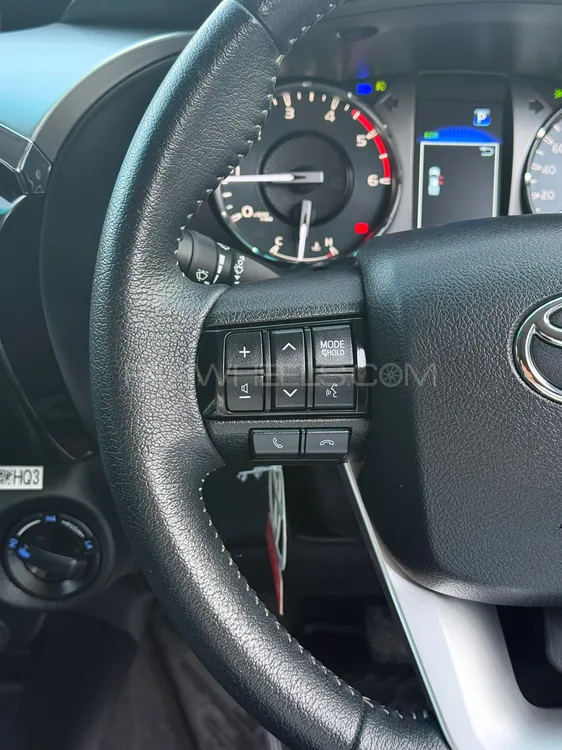 Toyota Hilux 2023 for Sale in Islamabad Toyota Hilux 2023 for Sale in Islamabad Image-7