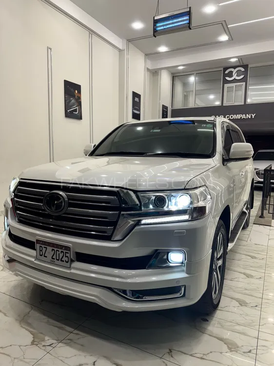 Toyota Land Cruiser 2017 for Sale in Karachi Toyota Land Cruiser 2017 for Sale in Karachi Image-1
