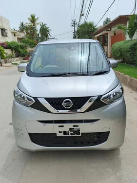 Nissan Dayz Highway Star S hybrid X pro pilot 2022