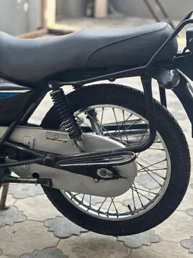 Suzuki GS 150 2017