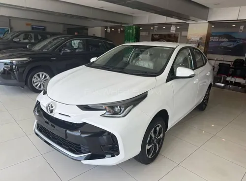 Toyota Yaris Sedan GLI CVT 1.3 2025