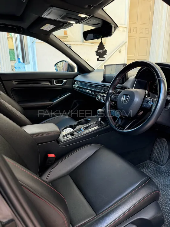 Honda Civic 2022 for Sale in Islamabad Honda Civic 2022 for Sale in Islamabad Image-5