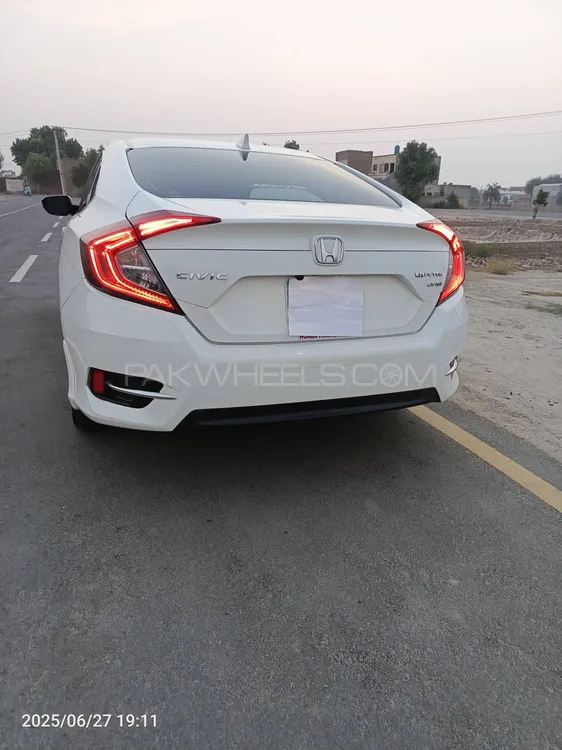 Honda Civic 2017 for Sale in Bahawalpur Image-1