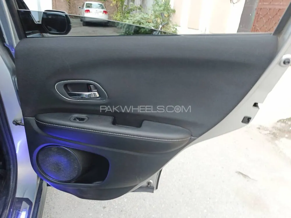 ہونڈا ویزِل 2015 for Sale in پشاور ہونڈا ویزِل 2015 for Sale in پشاور Image-17
