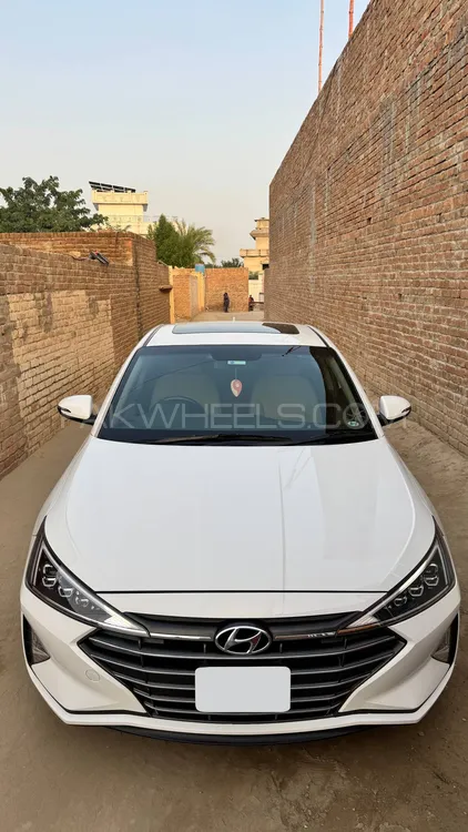 Hyundai Elantra 2021 for Sale in Multan Image-1