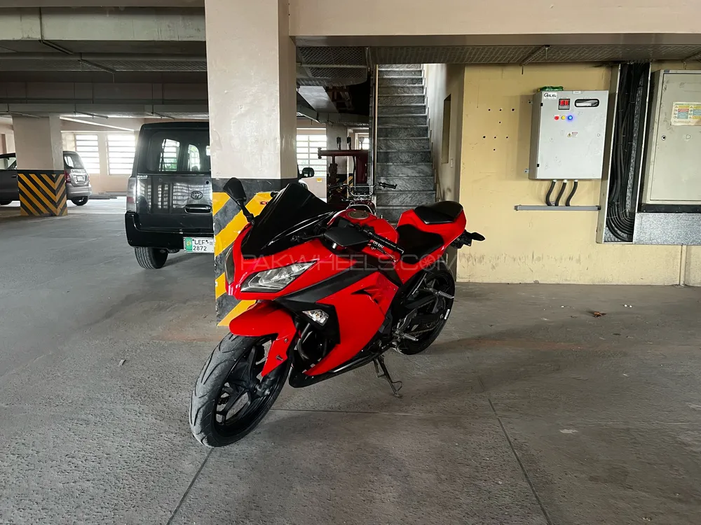 Kawasaki Ninja ZX300 2016 for Sale Image-1