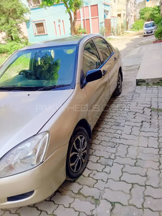 Mitsubishi Lancer 2004 for Sale in Daska Mitsubishi Lancer 2004 for Sale in Daska Image-1