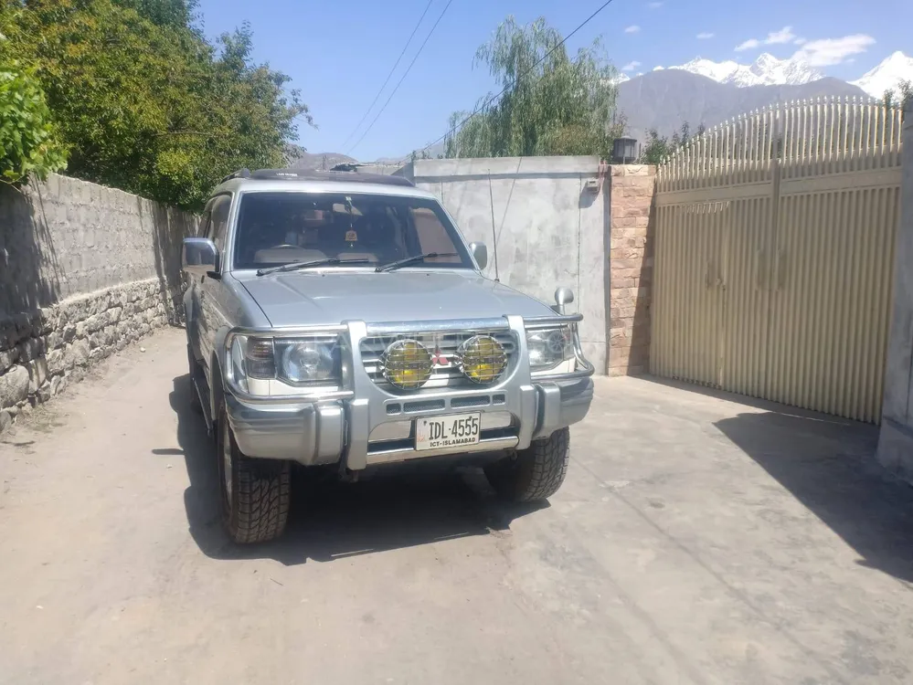 مٹسوبیشی پجیرو 1996 for Sale in گلگت Image-1