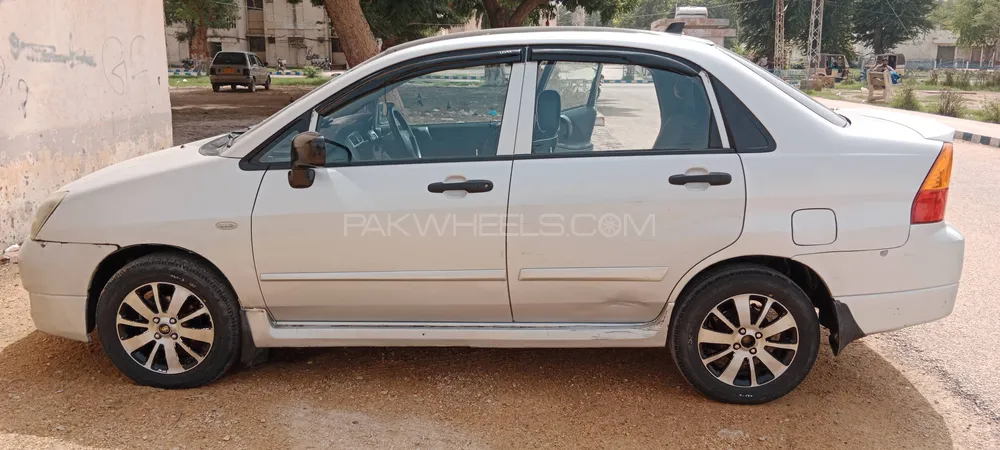 Suzuki Liana 2006 for Sale in Hyderabad Image-1
