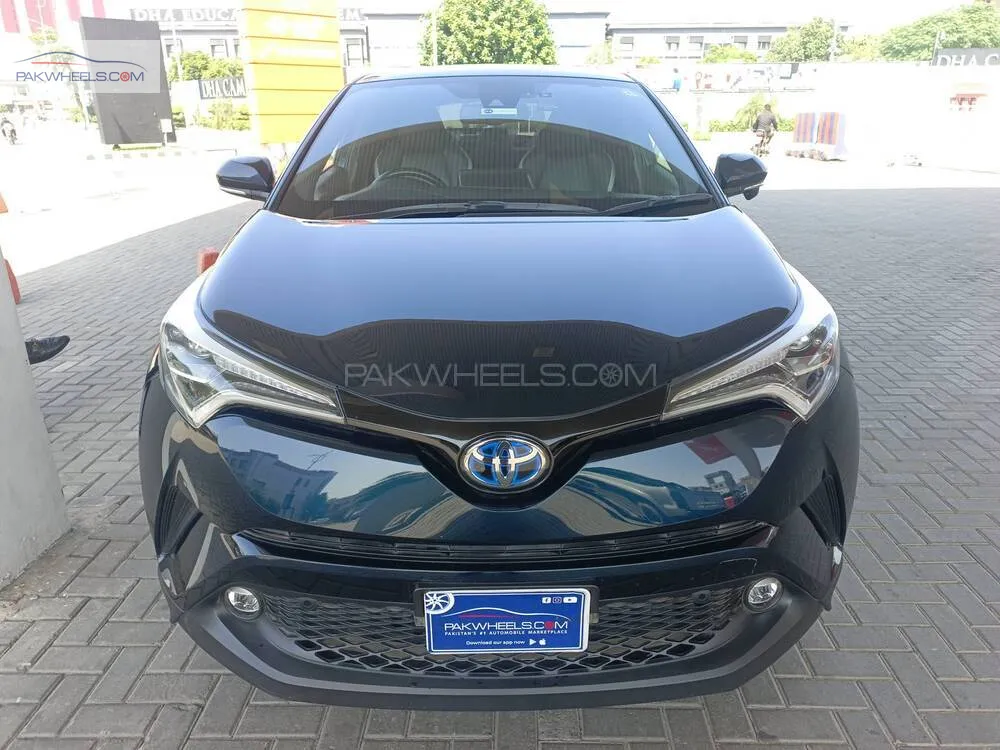 Toyota C-HR 2019 for Sale in Lahore Image-1
