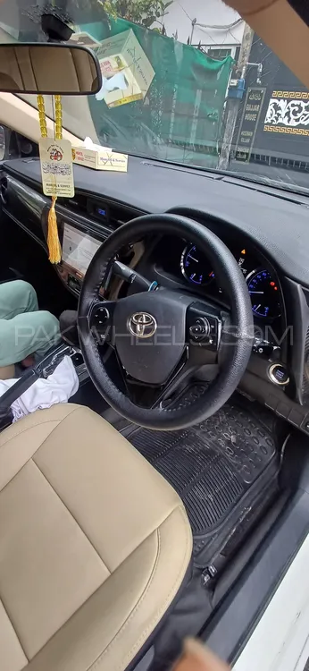 Toyota Corolla 2022 for Sale in Lahore Toyota Corolla 2022 for Sale in Lahore Image-11