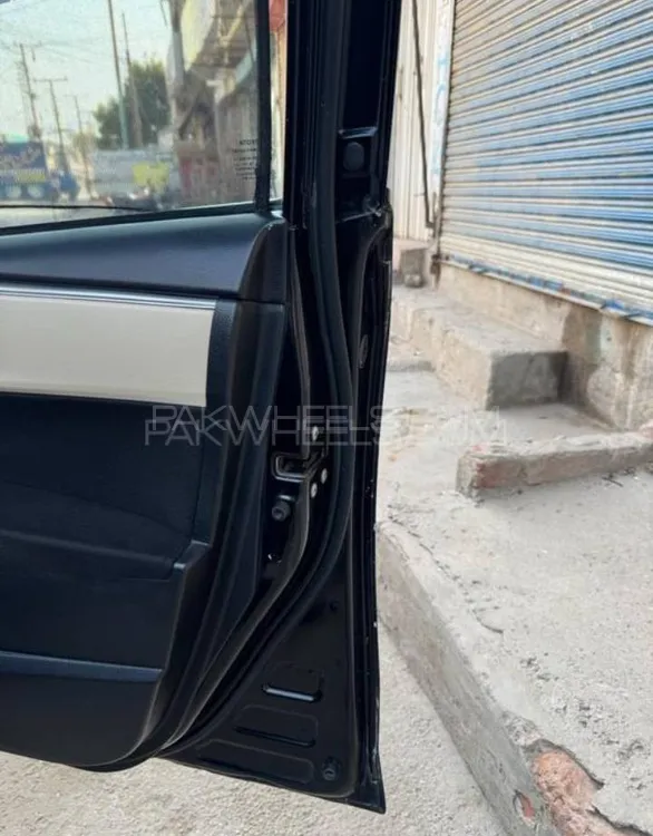 Toyota Corolla 2017 for Sale in Khanpur Toyota Corolla 2017 for Sale in Khanpur Image-13