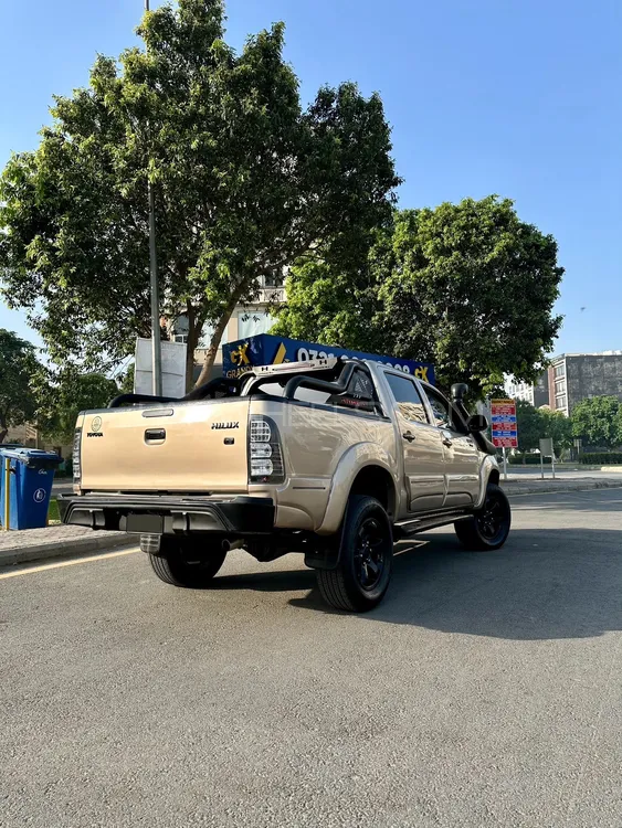 Toyota Hilux 2005 for Sale in Lahore Toyota Hilux 2005 for Sale in Lahore Image-3