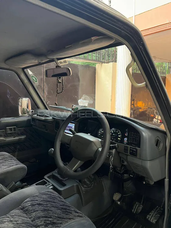 Toyota Land Cruiser 1986 for Sale in Okara Toyota Land Cruiser 1986 for Sale in Okara Image-8