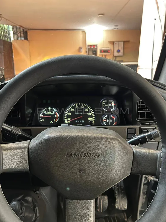 Toyota Land Cruiser 1986 for Sale in Okara Toyota Land Cruiser 1986 for Sale in Okara Image-13