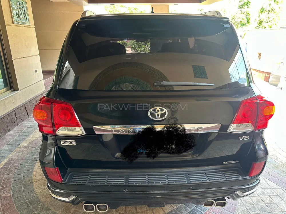 Toyota Land Cruiser 2012 for Sale in Faisalabad Toyota Land Cruiser 2012 for Sale in Faisalabad Image-12