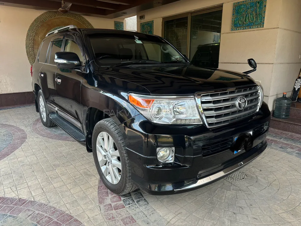 Toyota Land Cruiser 2012 for Sale in Faisalabad Toyota Land Cruiser 2012 for Sale in Faisalabad Image-2