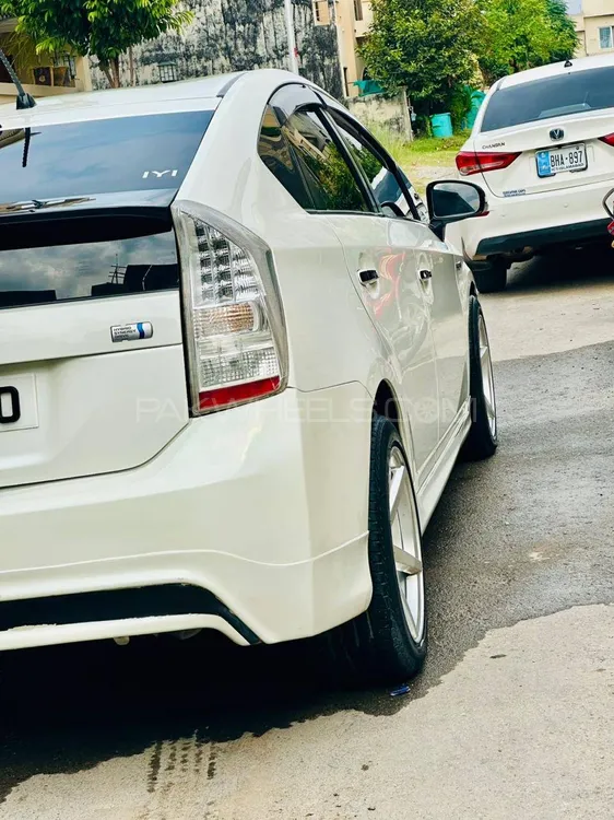 Toyota Prius 2011 for Sale in Rawalpindi Image-1