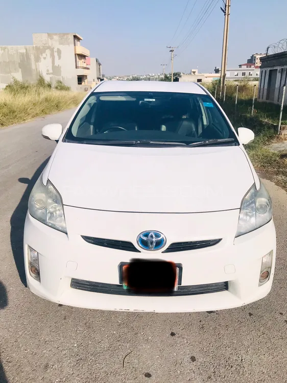 Toyota Prius 2014 for Sale in Islamabad Image-1
